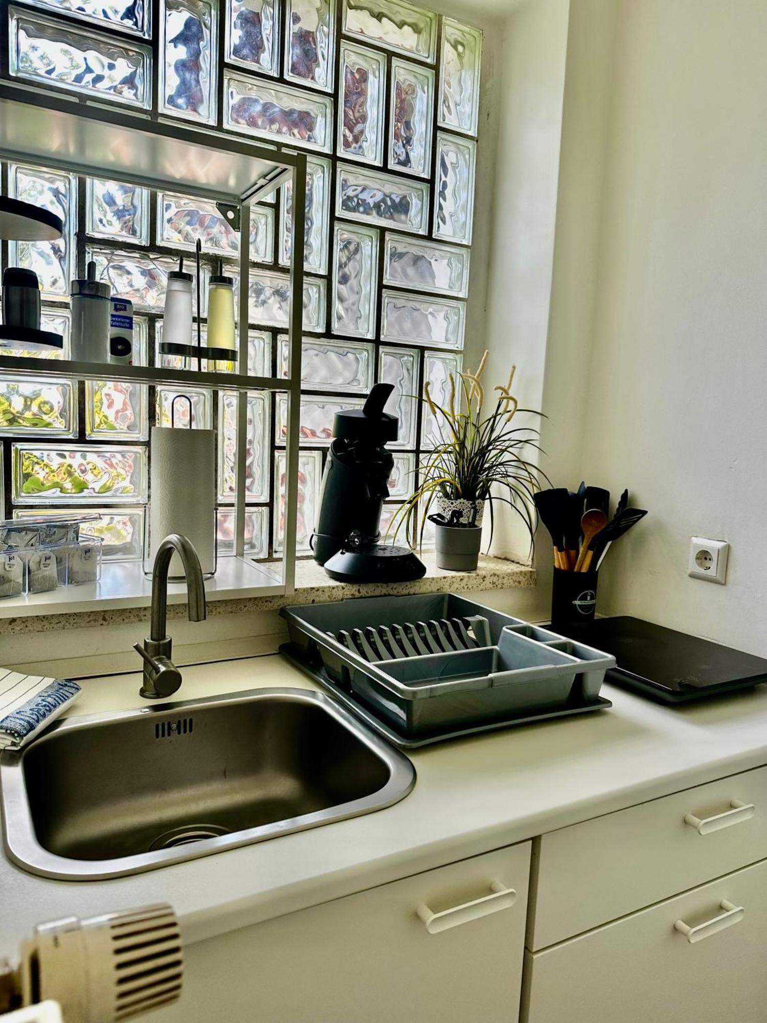 Apartment In Ruhiger Lage-Waschmaschine-Balkon Wolfsburg Ngoại thất bức ảnh