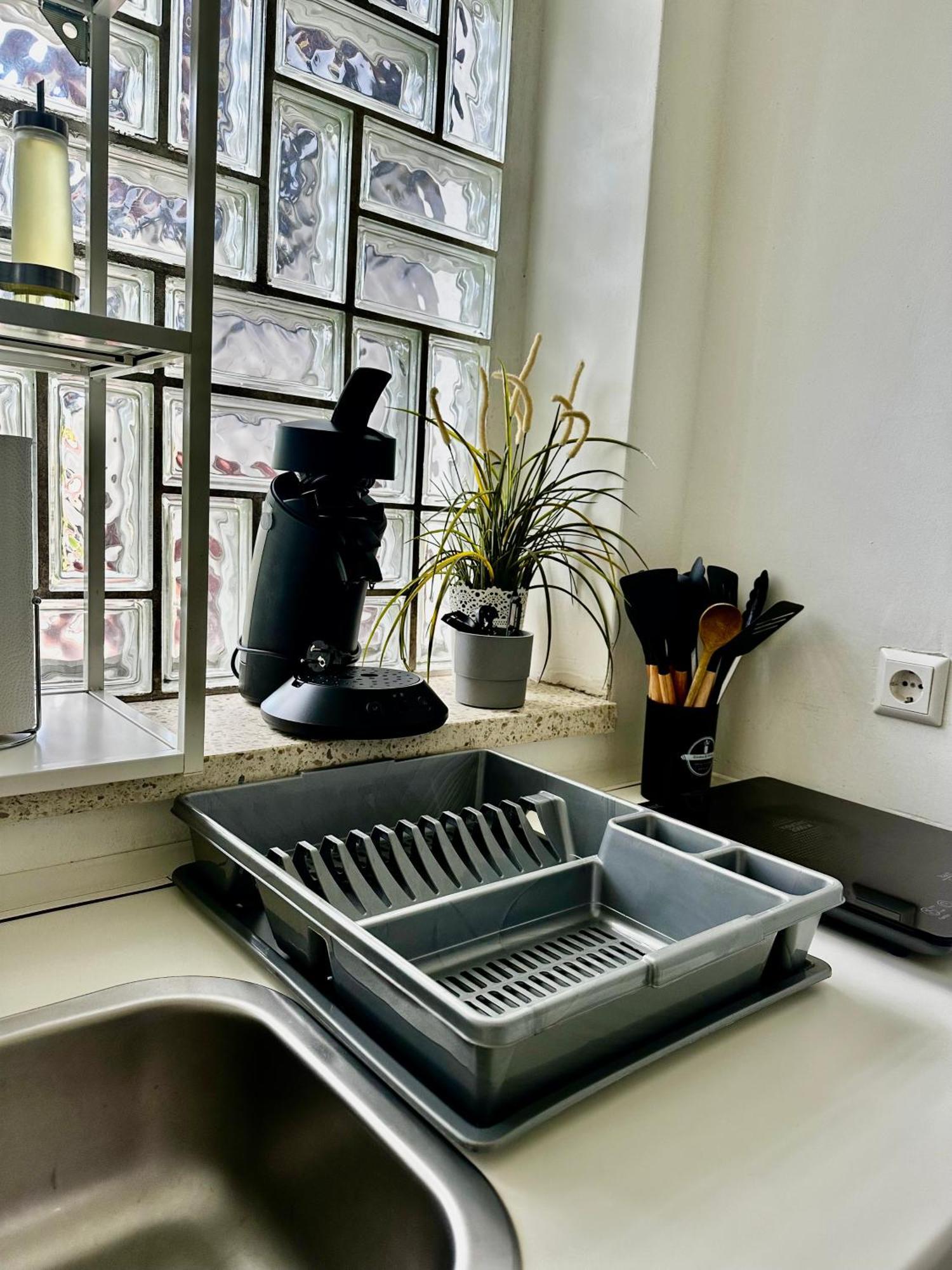 Apartment In Ruhiger Lage-Waschmaschine-Balkon Wolfsburg Ngoại thất bức ảnh
