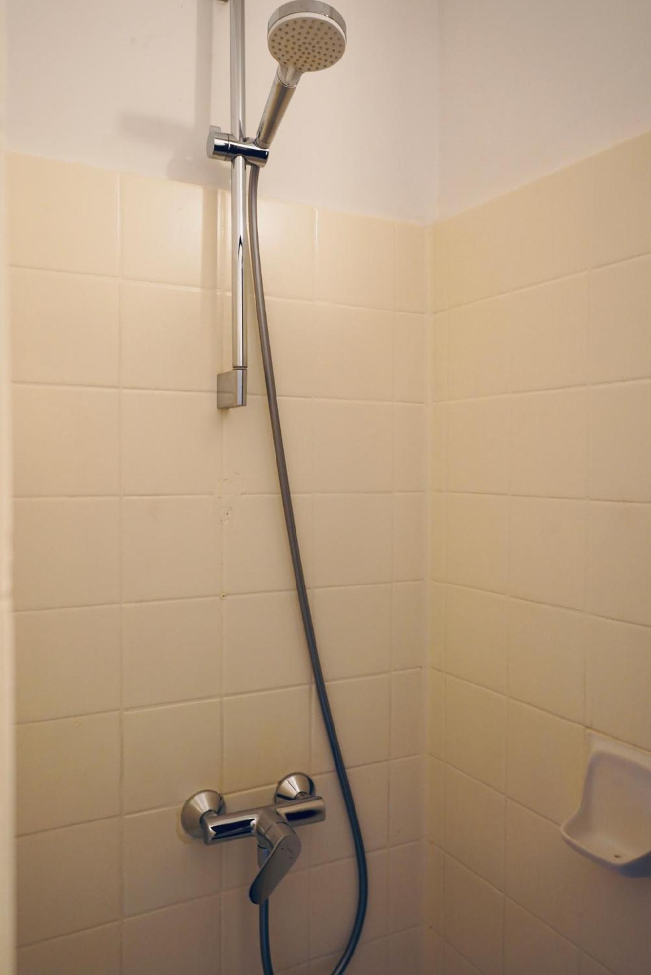 Apartment In Ruhiger Lage-Waschmaschine-Balkon Wolfsburg Ngoại thất bức ảnh
